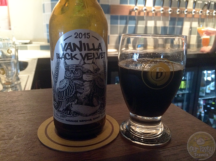 21-Aug-2015: Vanilla Black Velvet (2015) by Cervesa Guineu and La Quince from Toroella, near Barcelona, Spain. Russian Imperial Stout with a great vanilla aroma and flavor. Even a little bitter. Thick, almost syrupy. Delicious! #ottbeerdiary
