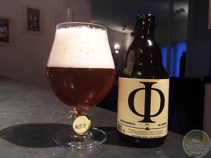 08-Sep-2015: Phi by Brouwerij Alvinne. I must say, I'm a bit disappointed. Some sourness, a little funk. But rather watery overall mouthfeel and not much lasting flavor. #ottbeerdiary