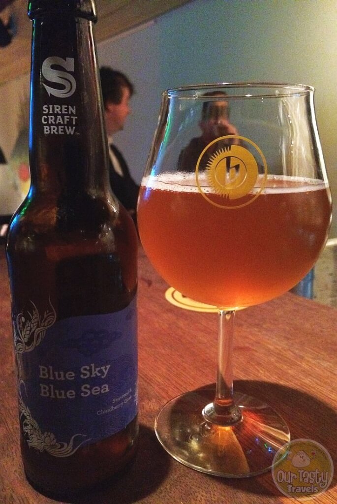 29-Dec-2015: Blue Sky Blue Sea by Siren Craft Brew. Cloudberry? Who ever heard of a cloudberry? Apparently they come from the northern part of Sweden. Well, it's a damned good sour flavor. With a very drying, fruity aftertaste. I like! #ottbeerdiary