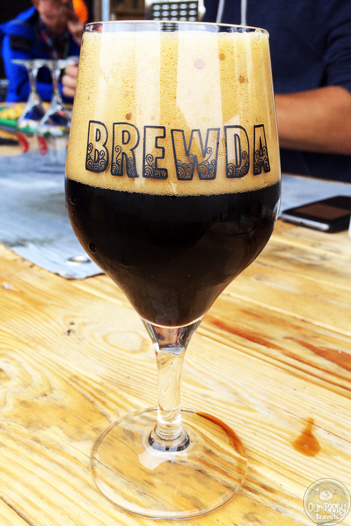 16-Aug-2015: North by Brouwerij Frontaal. Great aroma of dark roasted coffee and chocolate. Flavor is very tasty. A fine offering at the B-Fest at Belcrum Beach in Breda. #ottbeerdiary