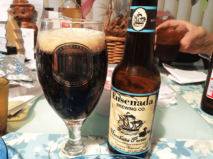 28-Jan-2016: Horchata Porter by Ensenada Brewing Co. (Old Mission Brewery). Eating good Mexican food for dinner with Erin and her parents. We had these Mexican beers that Erin had picked up during her road trip. Dark and chocolate base Porter with lots of horchata spices. Quite a tasty beer, especially with a nice Mexican dinner. 4.6% ABV. #ottbeerdiary