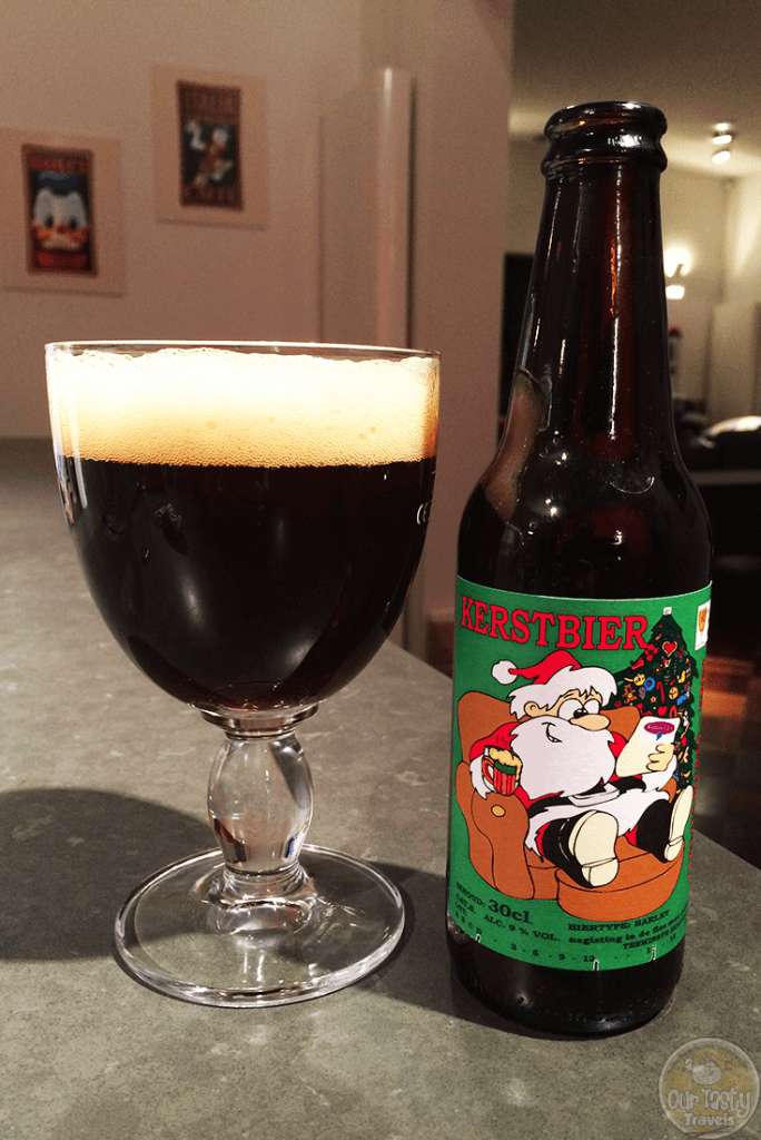 06-Dec-2015: Kerstbier by Jantjes Bieren. Actually, not bad. Wee bit sweet, but not as bad as I would have thought. Nice dark, fruit spice flavors. Better from bottle than draft. 30cl. 9% ABV. #ottbeerdiary #ottadvent15