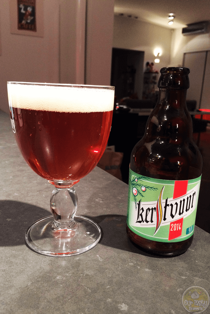 13-Dec-2015: Kerstvuur (2014) by Brouwerij Pirlot. 9% ABV in a 33cl bottle. A blonde ale, on the sour side! Quite a surprise. A very pleasant surprise. #ottbeerdiary #ottadvent15