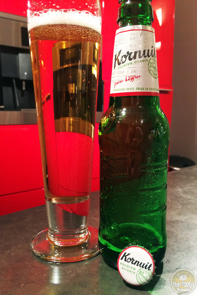 7-Jul-2015 : Kornuit by Koninklijke Grolsch. Smoother, no real bitterness to speak of. A little bit of sweetness. Not my style of lager. #ottbeerdiary