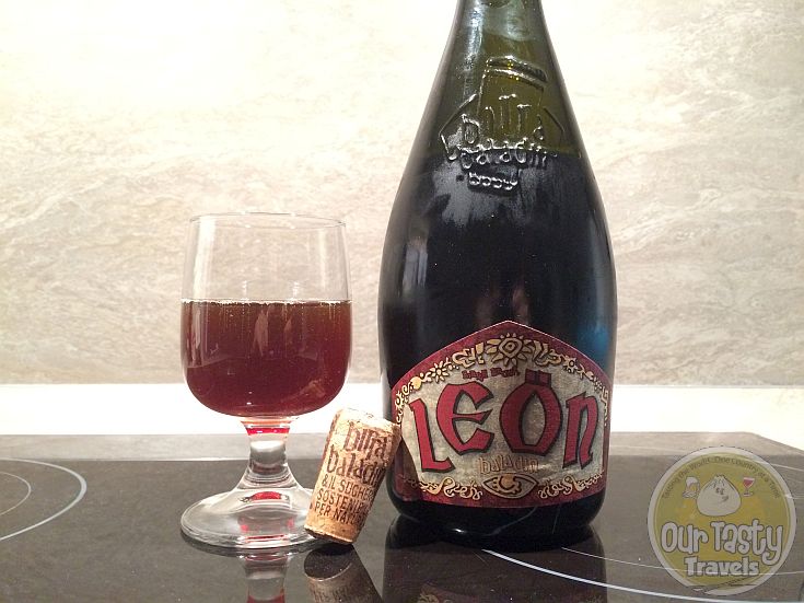 23-Jun-2015 : Leön by Birra Baladin. A little sweet for my taste. Expected maybe a little sour, but it didn't come. So...not a sour beer. More like a Bock. #ottbeerdiary #blogville