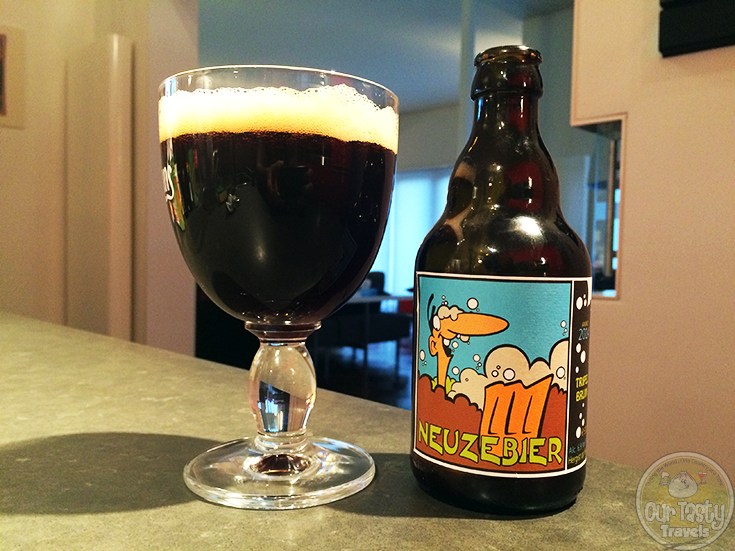 19-Aug-2015: Neuzebier Tripel Bruin by Brouwerij Anders! Much more bitter and less sweet than I expected from a brown tripel. Added sugar listed as an ingredient, but the sweetness is tempered. #ottbeerdiary