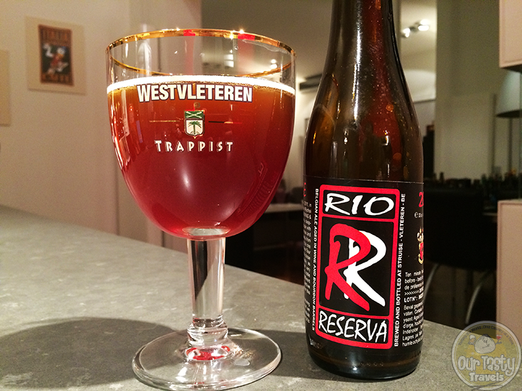 17-Feb-2015 : Rio Reserva 2011 from De Struise Brouwers. A lovely barrel aged quad, aged a year in Saint Emillion Tour Baladoz wine oak barrels, then in Kentucky Bourbon barrels. Toasty vanilla notes on top of the Belgian Quad fruitiness. #ottbeerdiary