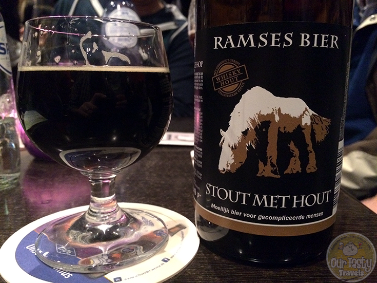 15-Mar-2015 : Stout met Hout by Ramses Bier. Difficult Beer for Complicated People. Quite a nice beer. Hoppy yet dark. Very interesting. #ottbeerdiary