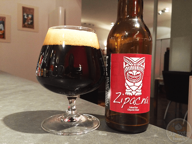 17-Nov-2015: Zipacna Oaked Rye Chipotle Stout by Totem. Smoky and spicy. And dark roasted flavors. Chocolate and coffee. With some sweetness underneath. Pretty good! #ottbeerdiary